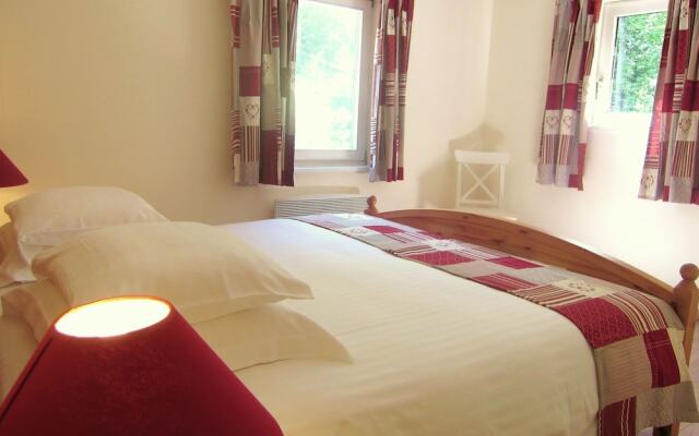 Cozy Chalet in Bohan Near Forest