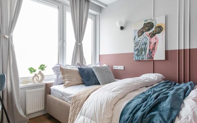 Full House (Фулл Хаус) на улице 1-я Магистральная 25