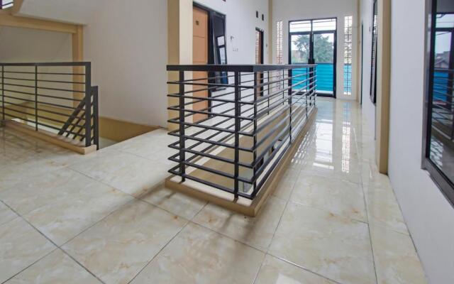 OYO Living 90950 Forzando House