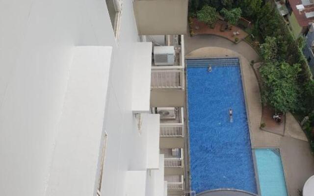 Galeri Ciumbuleuit Apartment 2 By Gezonder