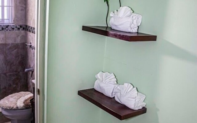 The Hamilton's Nature Villa