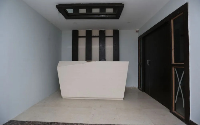 OYO Flagship 24789 Sidharth Residency