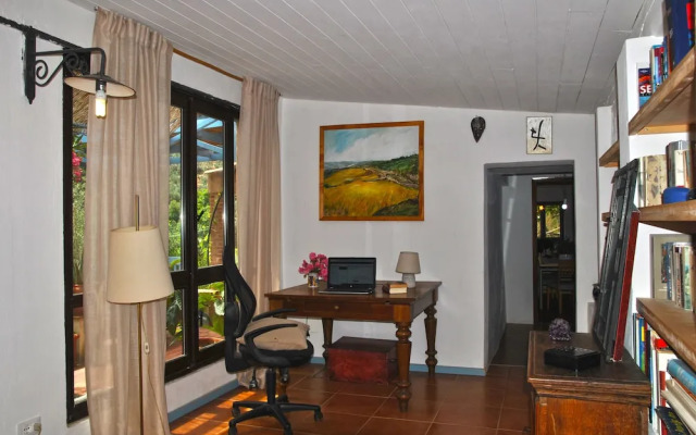 "La Casa Dell'artista Between art and Nature"