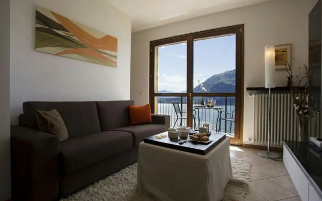 Vista d'Oro Ulivo Apt. 8