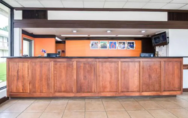 Motel 6 Conyers, GA