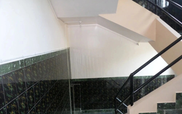 Hotel Gandharv Garden