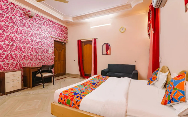 Fabhotel Raka Inn