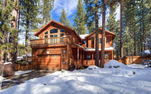 Casa Angora by Lake Tahoe Accommodations