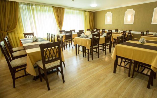 Hotel "Sayan"