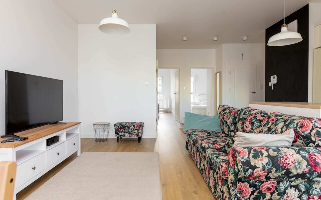 Rozlogi Sunny Apartment