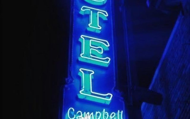 The Campbell Hotel on Route 66