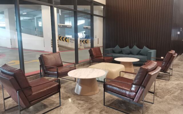 The OOAK Suites and Residences at Sunway 163 (Kiara 163)