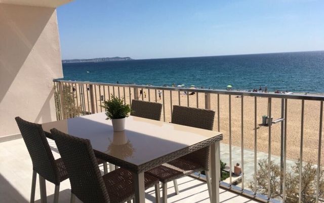 Apartamento Beach Palace B-2