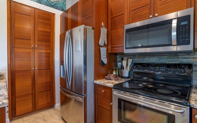 Wonderful Wailea Condo Lanai Water Views