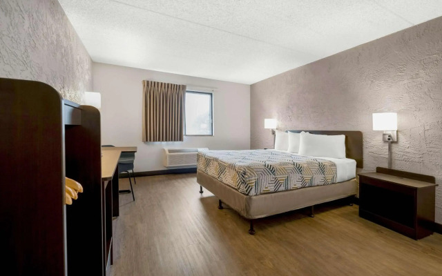 Motel 6 Elk Grove Village, IL - O'Hare