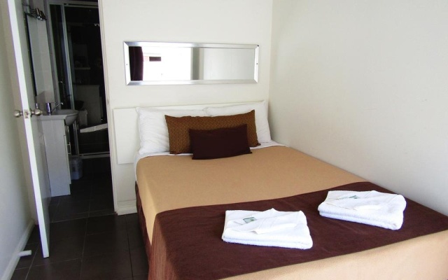 Surf Beach Motel Coffs – Guest Rooms – Coffs Harbour