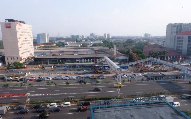 Fully Furnished Studio Apartment Near MT Haryono And Halim