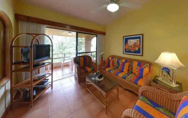 Nautibeach Condos