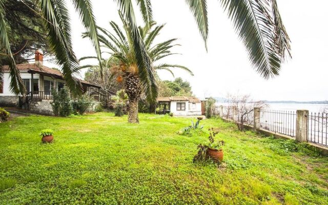 Docker BeachFront House by Halkidiki Villas