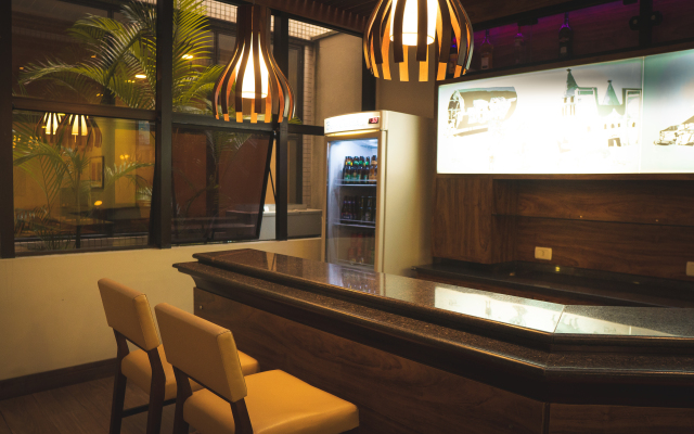 Mercure Curitiba Golden Hotel