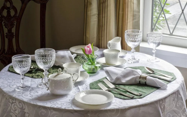 English Bay Inn Bed and Breakfast