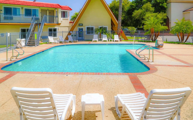 Quality Inn & Suites Thousand Oaks - US101