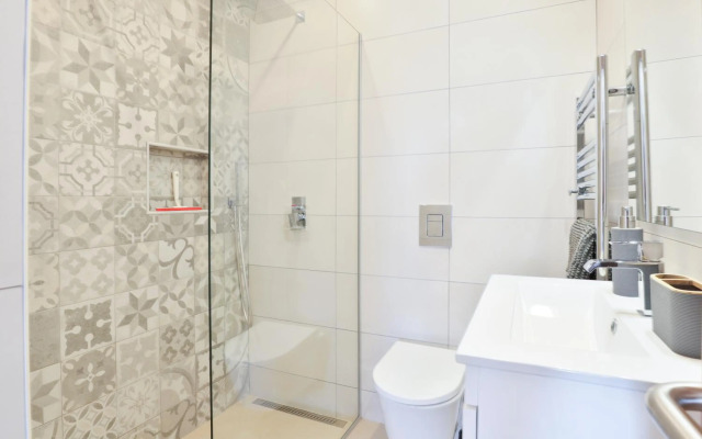 Casa Rujo - Waterside Village House