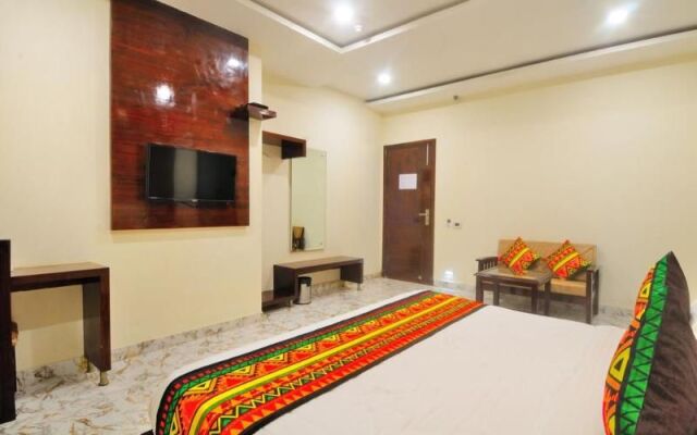 Hotel Grand Uddhav