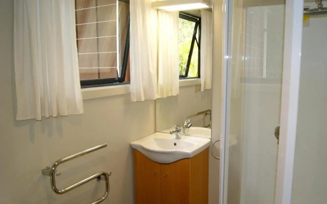 Korora - Kaiteriteri Beach House