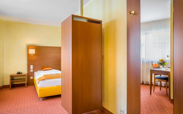 Garner Hotel Stuttgart City Centre by IHG