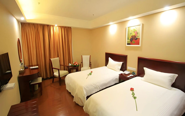 GreenTree Inn Jieyang North Linjiang Road Express Hotel