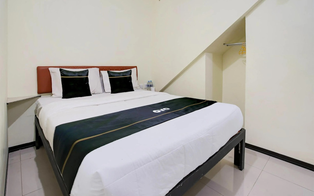 Collection O near Fanindo formerly Sena Inn – Guest Rooms – Batam