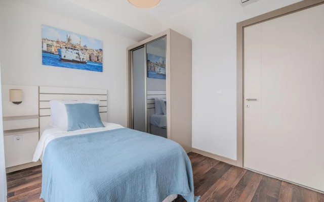 Residence Near Commerce Center and Istanbul Mall