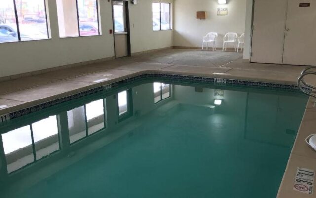 American Inn & Suites