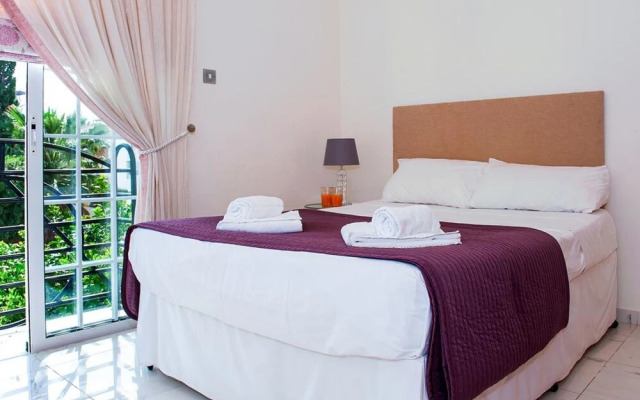 Oceania Paralimni in Paralimni