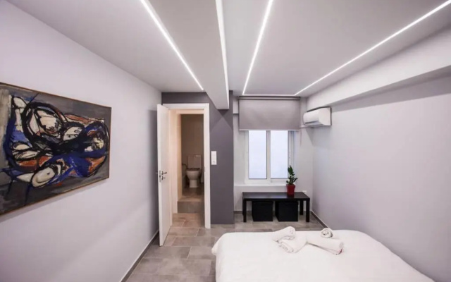 Unique minimal chic suite at Syntagma Square