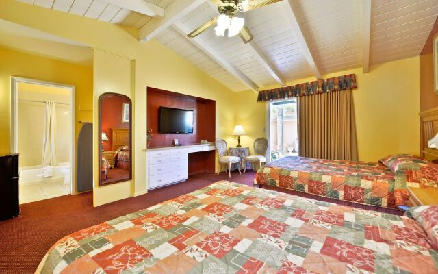 Fallbrook Country Inn