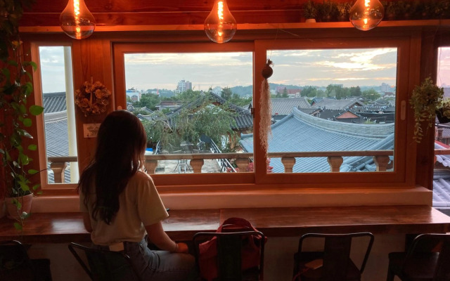 Laon Hanok Gguljam