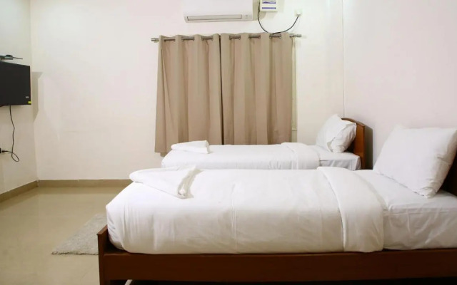 OYO 12459 SilverKey Gachibowli