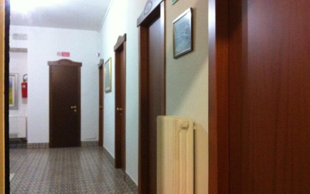 Frank Hotel