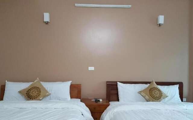 Love Hotel KDT Van Phu- by Bay Luxury