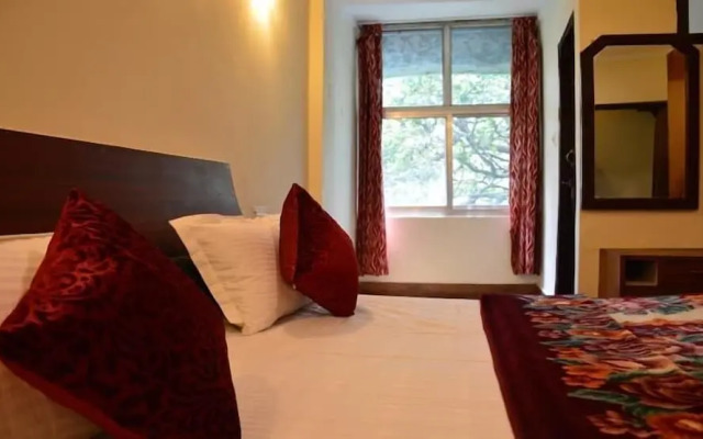 Seasons Hotel