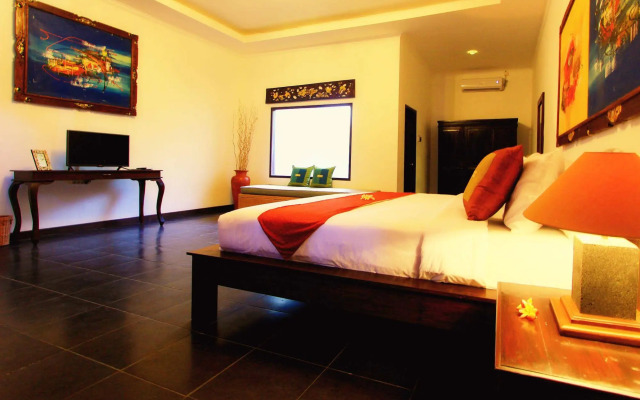 Ubud Raya Hotel