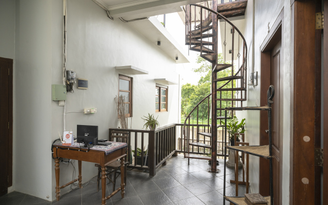 Super OYO 2417 Panen House