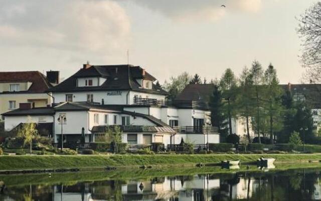 B&B Nautic