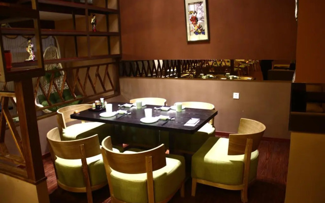 Liang Fan Holiday Inn