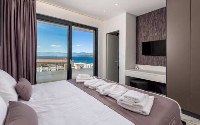 Amazing Apartment in Malinska With Wifi and 2 Bedrooms