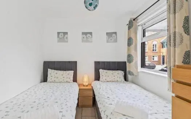 Self Catering Belfast Apartment