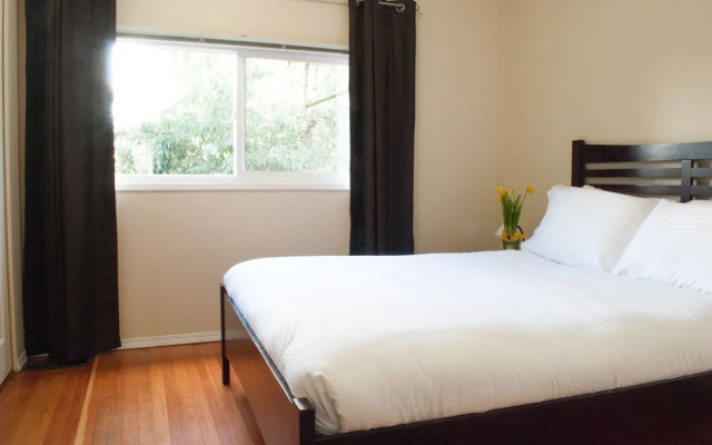 Charming 2Br in Kitsilano by Sonder