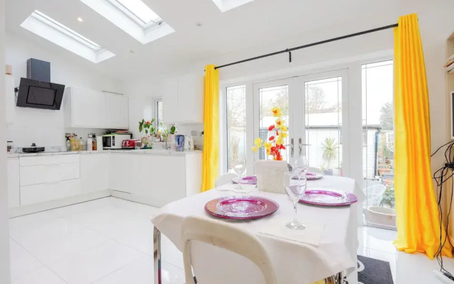 Wavertree House